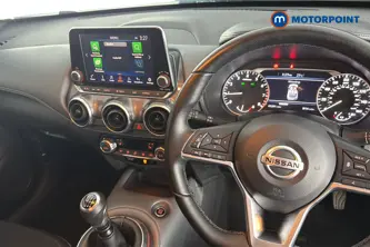 Nissan Juke Tekna Manual Petrol SUV - Stock Number (1659438) - 1st supplementary image