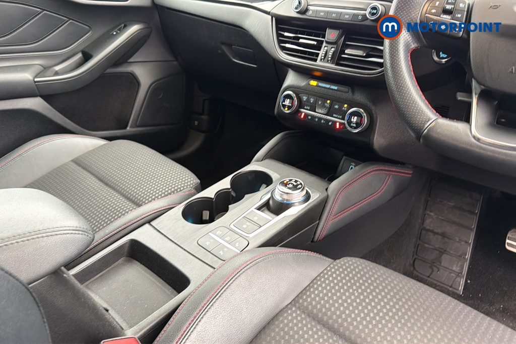 Ford Focus St-Line X Automatic Diesel Estate - Stock Number (1659443) - 15th supplementary image