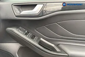 Ford Focus St-Line X Automatic Diesel Estate - Stock Number (1659443) - 19th supplementary image