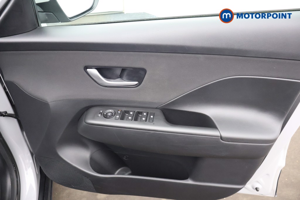Hyundai Kona Advance Automatic Petrol-Electric Hybrid SUV - Stock Number (1659495) - 12th supplementary image