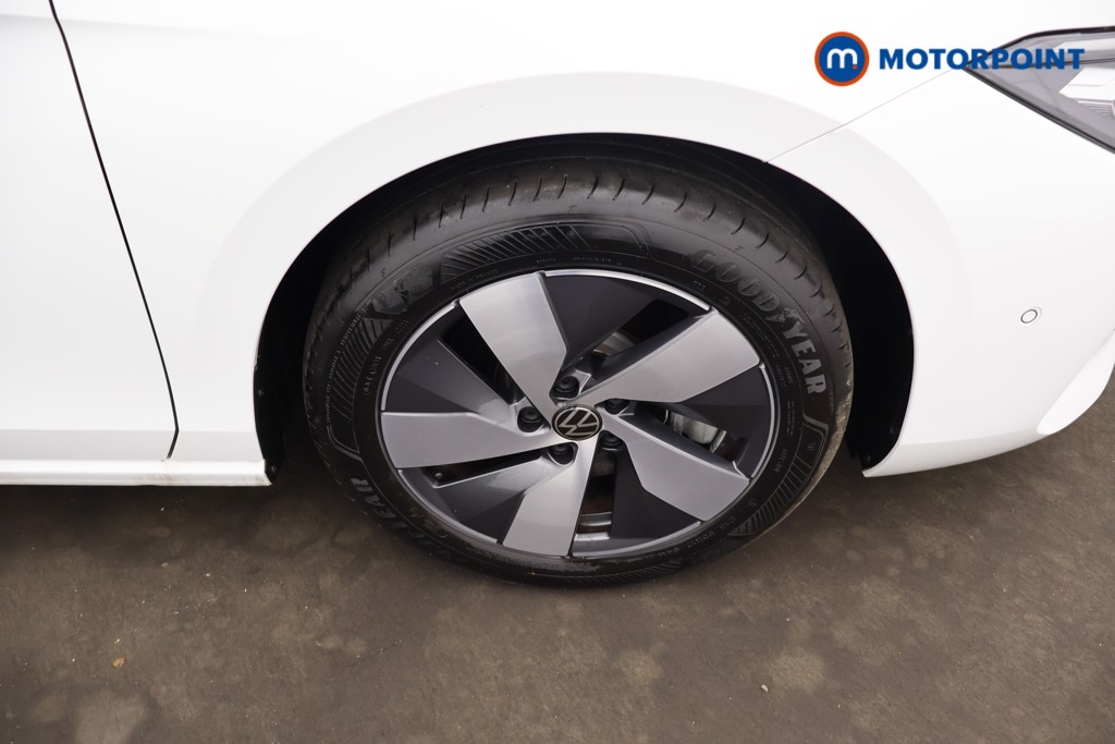 Volkswagen Passat Life Automatic Petrol Plug-In Hybrid Estate - Stock Number (1659614) - 4th supplementary image