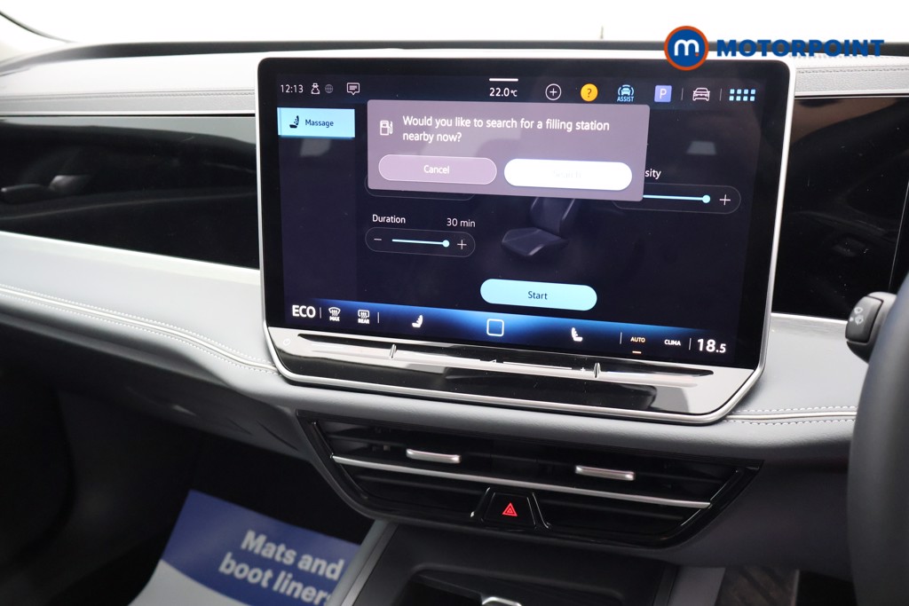 Volkswagen Passat Life Automatic Petrol Plug-In Hybrid Estate - Stock Number (1659614) - 10th supplementary image
