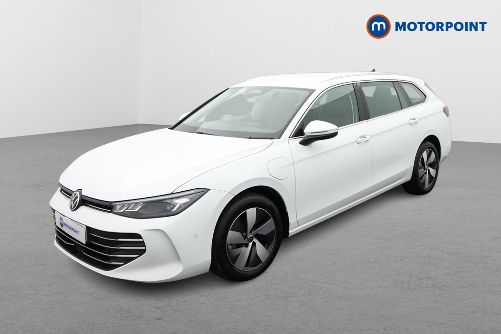 Volkswagen Passat Life Automatic Petrol Plug-In Hybrid Estate - Stock Number (1659614) - Passenger side front corner