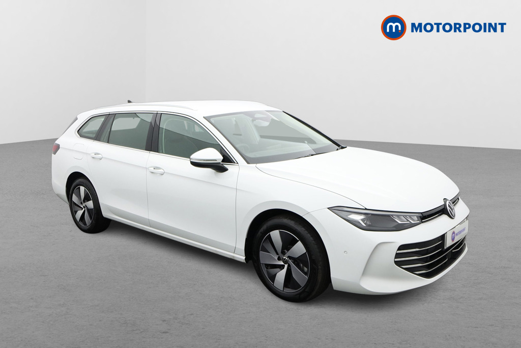 Volkswagen Passat Life Automatic Petrol Plug-In Hybrid Estate - Stock Number (1659614) - Drivers side front corner