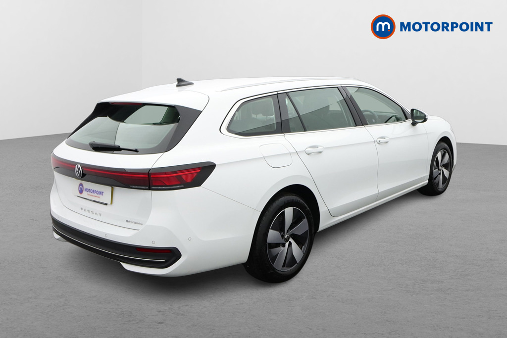 Volkswagen Passat Life Automatic Petrol Plug-In Hybrid Estate - Stock Number (1659614) - Drivers side rear corner