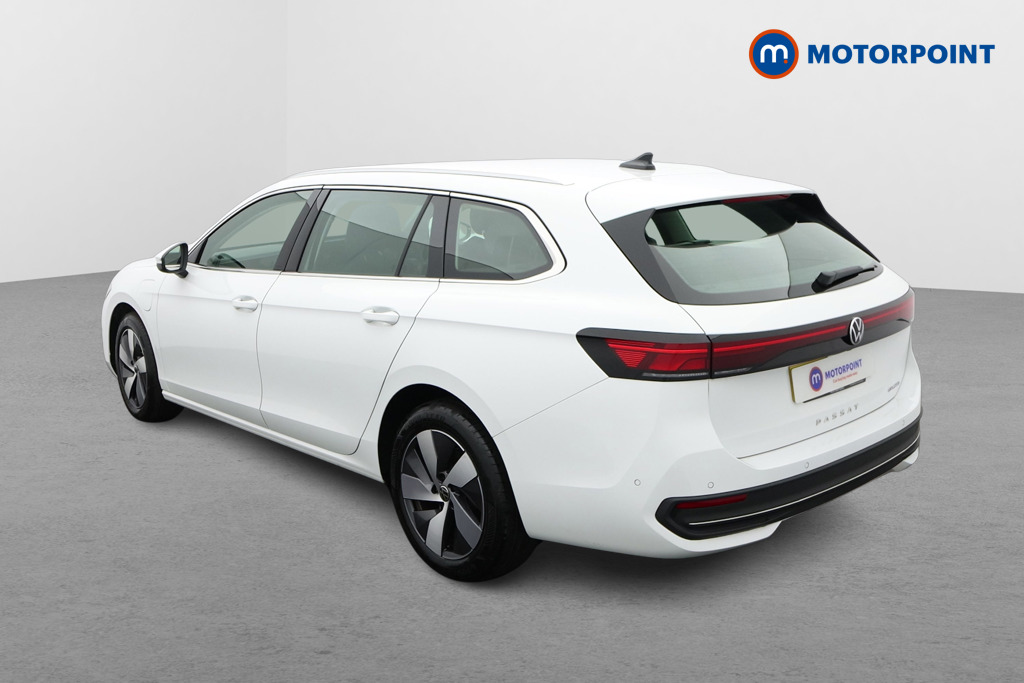 Volkswagen Passat Life Automatic Petrol Plug-In Hybrid Estate - Stock Number (1659614) - Passenger side rear corner