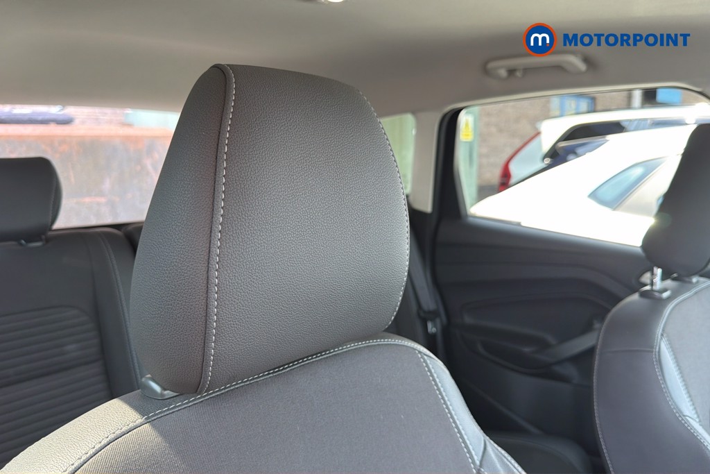 Ford Kuga Titanium Edition Manual Petrol SUV - Stock Number (1660017) - 23rd supplementary image
