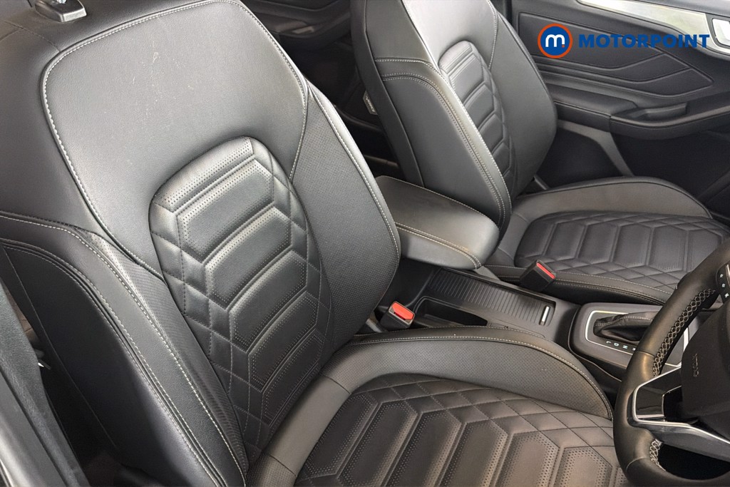 Ford Focus Titanium Vignale Automatic Petrol Hatchback - Stock Number (1660043) - 22nd supplementary image
