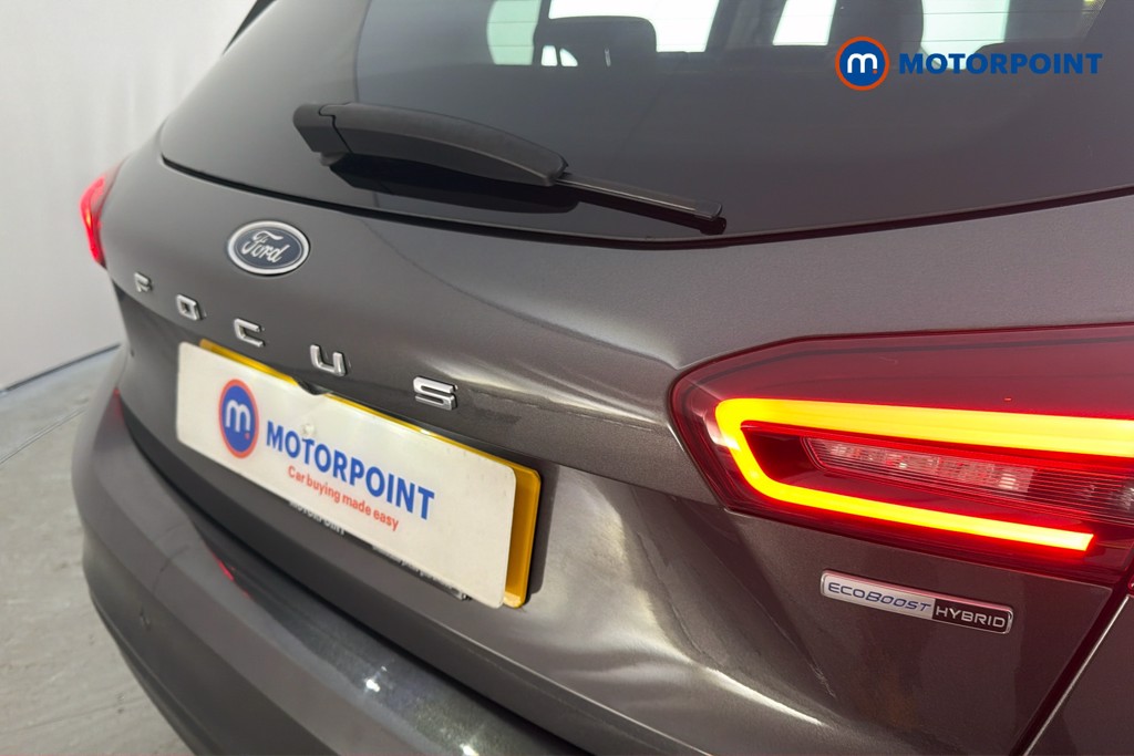 Ford Focus Titanium Vignale Automatic Petrol Hatchback - Stock Number (1660043) - 37th supplementary image