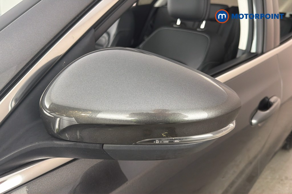 Ford Focus Titanium Vignale Automatic Petrol Hatchback - Stock Number (1660043) - 43rd supplementary image