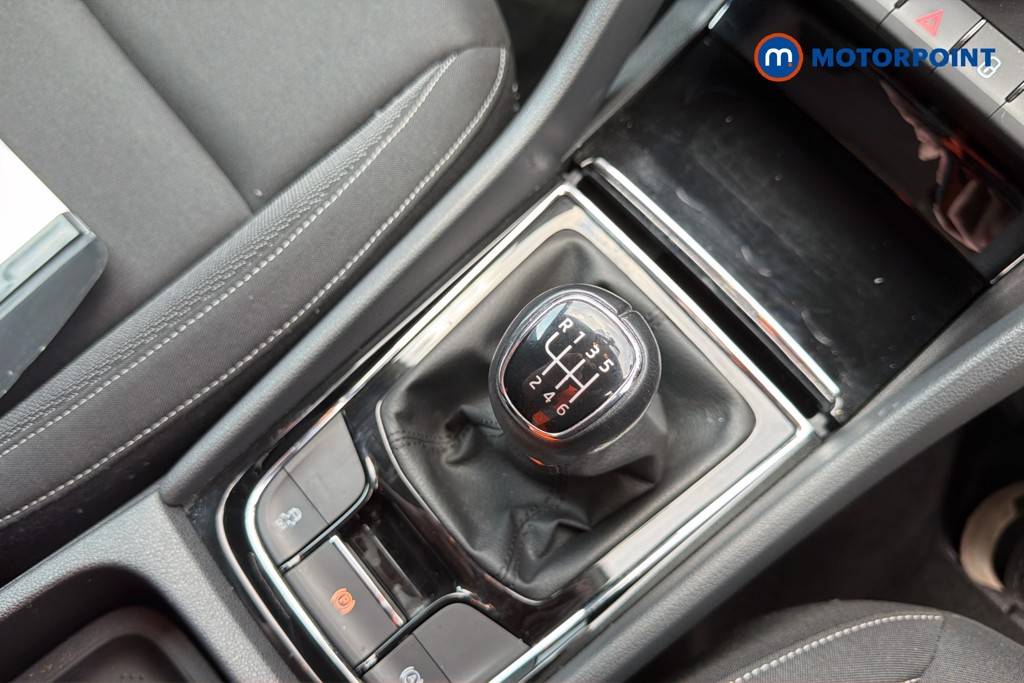 Skoda Karoq Se Drive Tiptronic Petrol SUV - Stock Number (1660070) - 15th supplementary image
