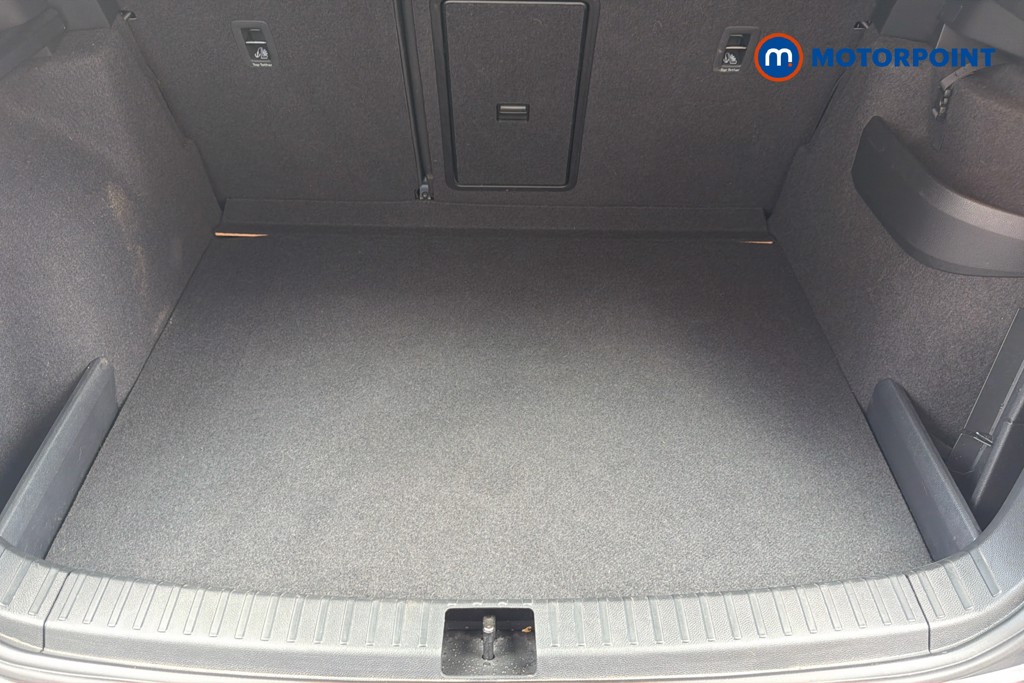 Skoda Karoq Se Drive Tiptronic Petrol SUV - Stock Number (1660070) - 33rd supplementary image
