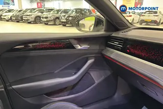 Volkswagen Passat R-Line Automatic Petrol Plug-In Hybrid Estate - Stock Number (1660241) - 10th supplementary image