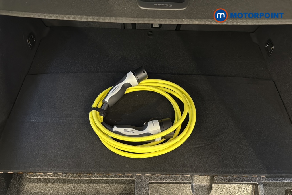 Volkswagen Passat R-Line Automatic Petrol Plug-In Hybrid Estate - Stock Number (1660241) - 34th supplementary image