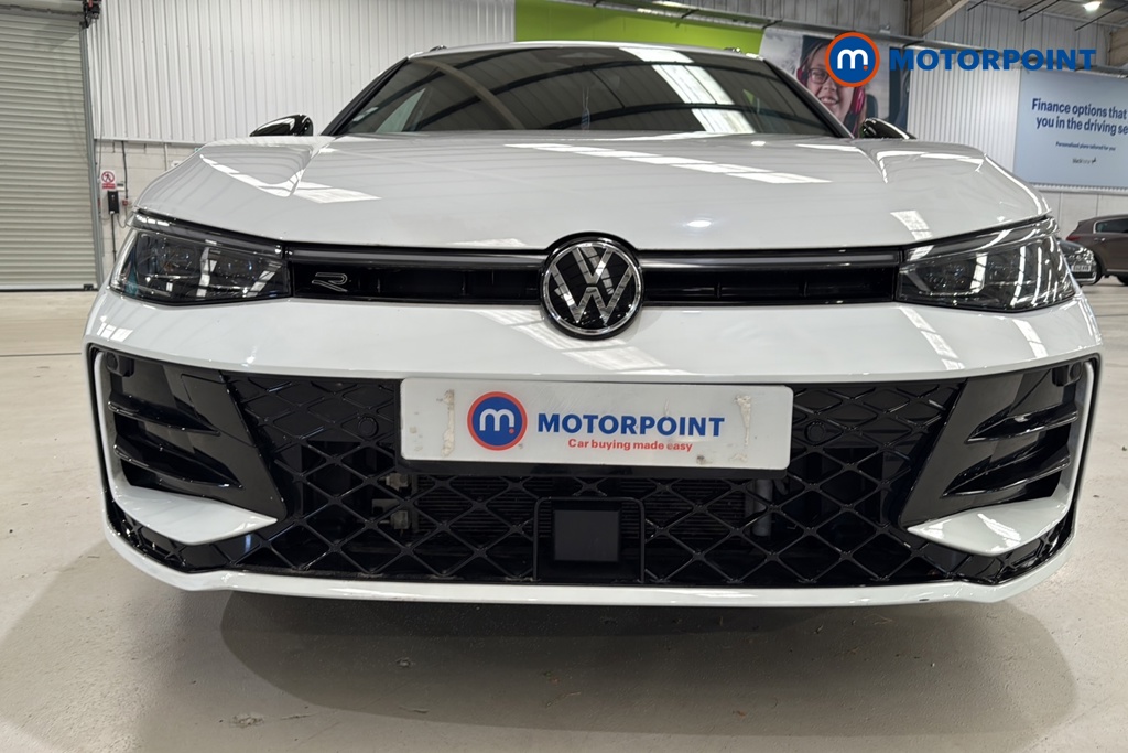 Volkswagen Passat R-Line Automatic Petrol Plug-In Hybrid Estate - Stock Number (1660241) - 43rd supplementary image