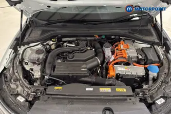 Volkswagen Passat R-Line Automatic Petrol Plug-In Hybrid Estate - Stock Number (1660241) - 48th supplementary image
