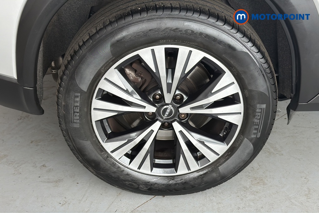 Nissan X-Trail Acenta Premium Automatic Petrol-Electric Hybrid SUV - Stock Number (1660257) - 46th supplementary image