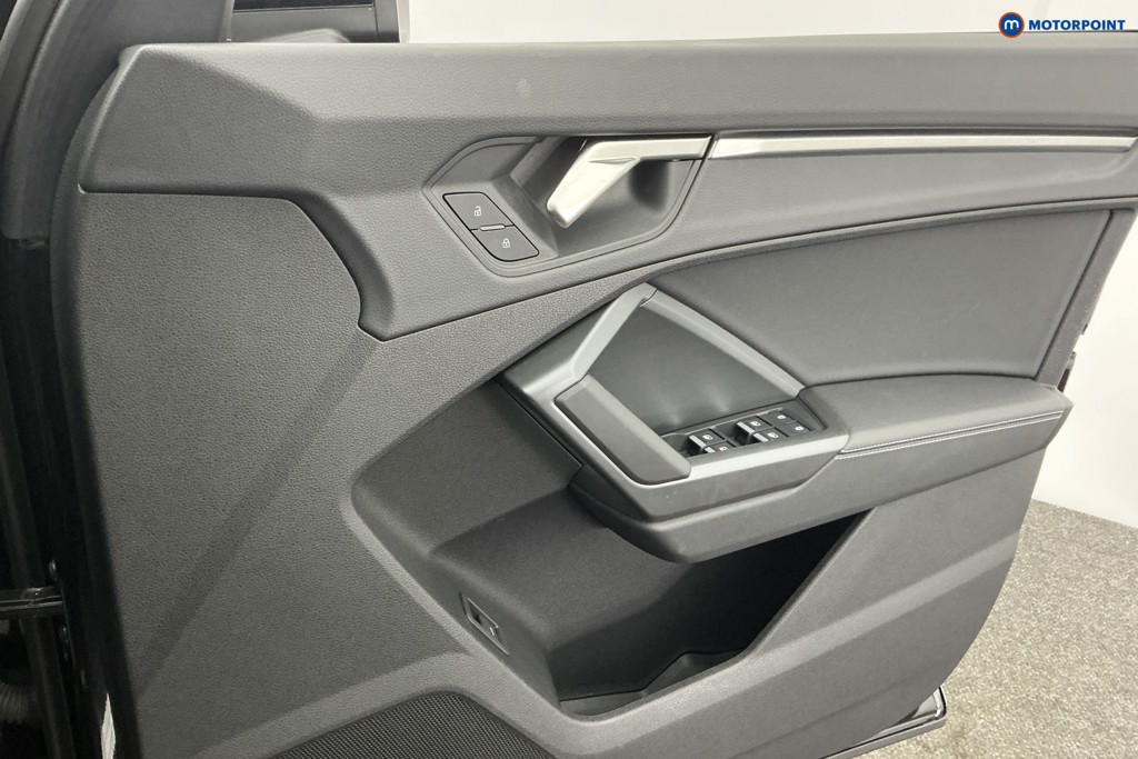 Audi Q3 S Line Automatic Petrol SUV - Stock Number (1660425) - 14th supplementary image