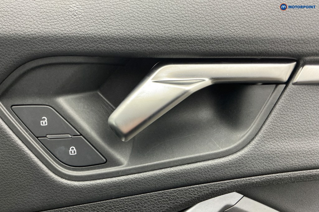 Audi Q3 S Line Automatic Petrol SUV - Stock Number (1660425) - 16th supplementary image