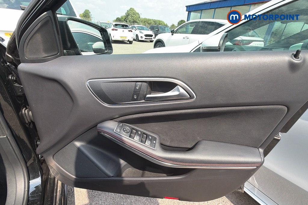 Mercedes-Benz A Class Amg Line Automatic Diesel Hatchback - Stock Number (1660720) - 19th supplementary image