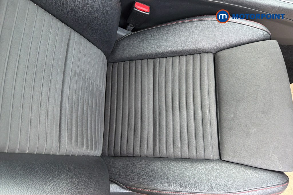 Mercedes-Benz A Class Amg Line Automatic Diesel Hatchback - Stock Number (1660720) - 22nd supplementary image