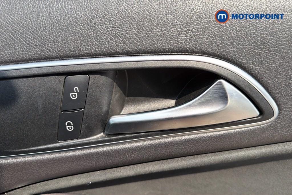 Mercedes-Benz A Class Amg Line Automatic Diesel Hatchback - Stock Number (1660720) - 42nd supplementary image
