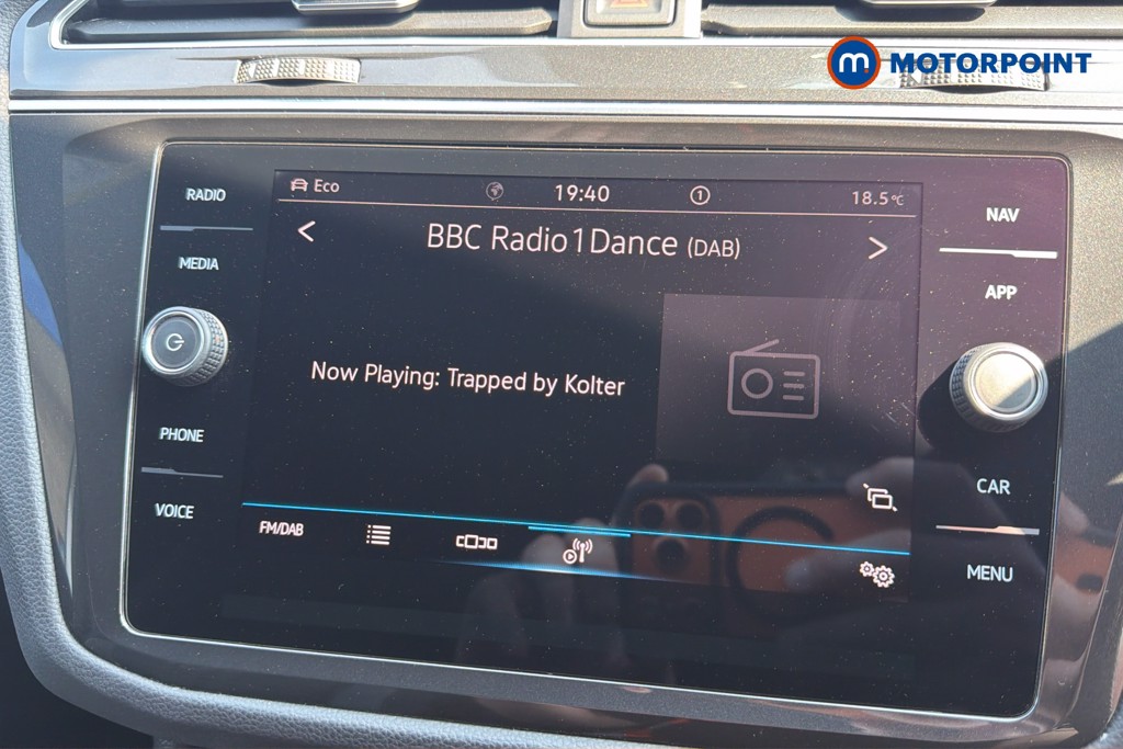 Volkswagen Tiguan R-Line Automatic Petrol SUV - Stock Number (1660803) - 9th supplementary image