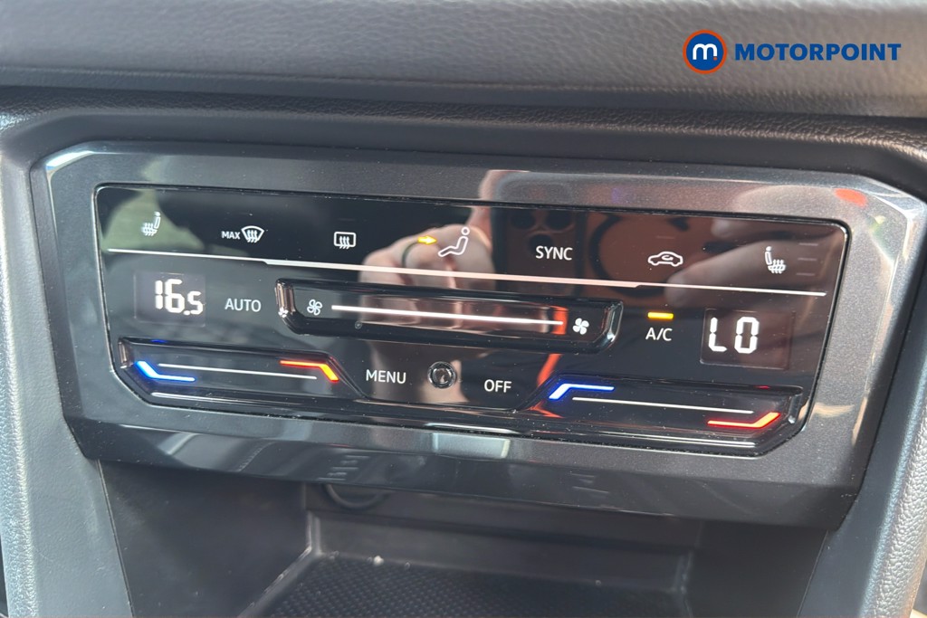Volkswagen Tiguan R-Line Automatic Petrol SUV - Stock Number (1660803) - 12th supplementary image