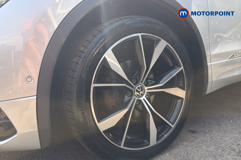 Volkswagen Tiguan R-Line Automatic Petrol SUV - Stock Number (1660803) - 47th supplementary image