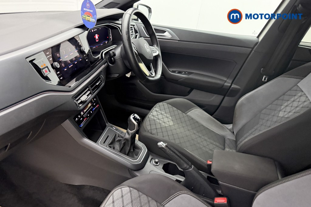 Volkswagen Polo R-Line Manual Petrol Hatchback - Stock Number (1661174) - 3rd supplementary image