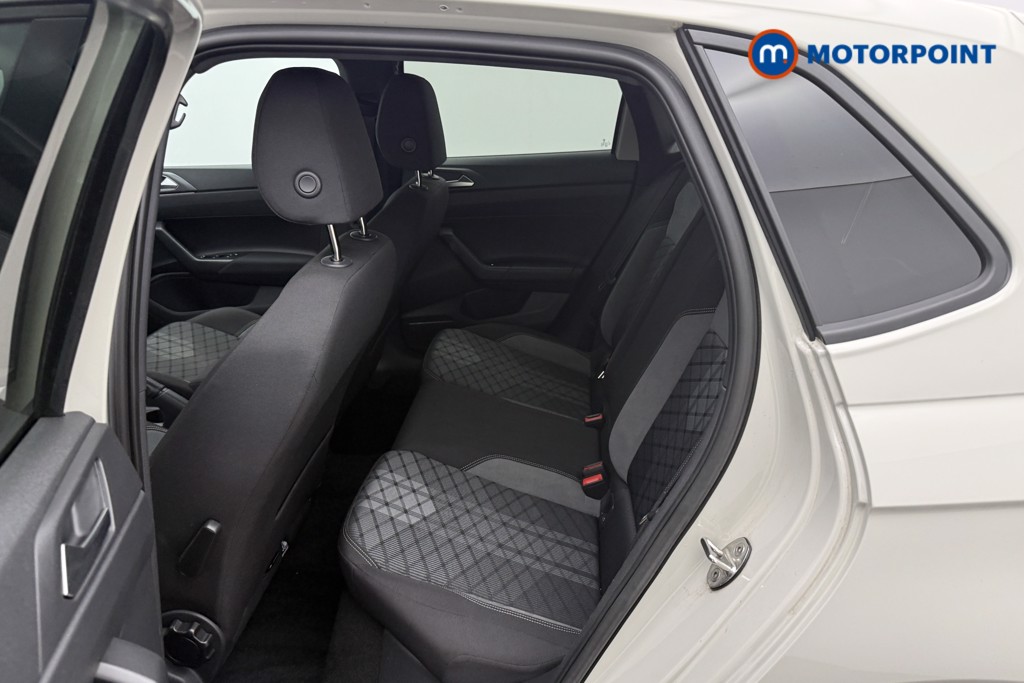 Volkswagen Polo R-Line Manual Petrol Hatchback - Stock Number (1661174) - 5th supplementary image