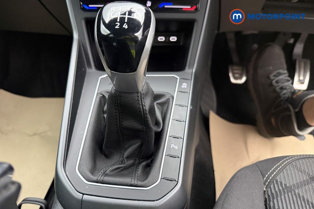 Volkswagen Polo R-Line Manual Petrol Hatchback - Stock Number (1661174) - 22nd supplementary image