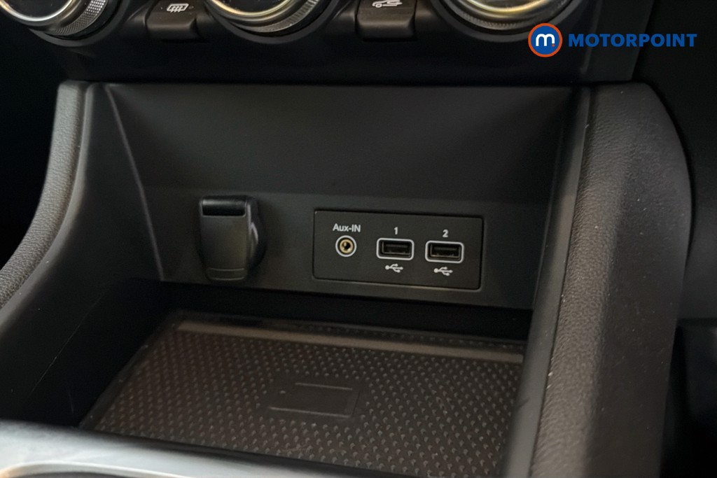 Renault Captur Techno Manual Petrol SUV - Stock Number (1661354) - 17th supplementary image