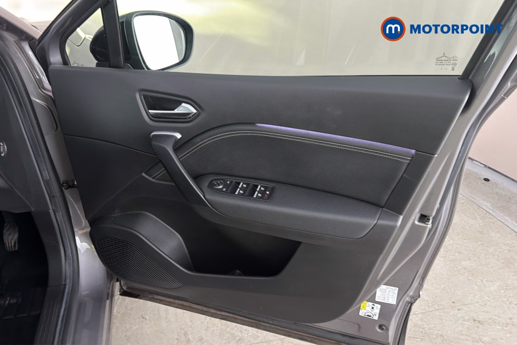 Renault Captur Techno Manual Petrol SUV - Stock Number (1661354) - 19th supplementary image