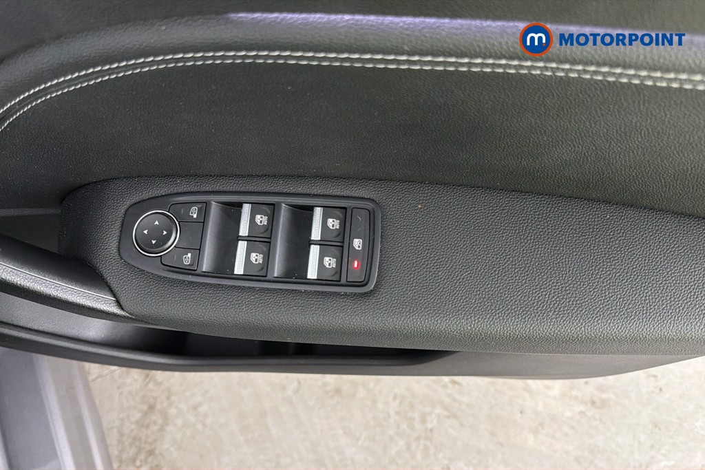 Renault Captur Techno Manual Petrol SUV - Stock Number (1661354) - 20th supplementary image