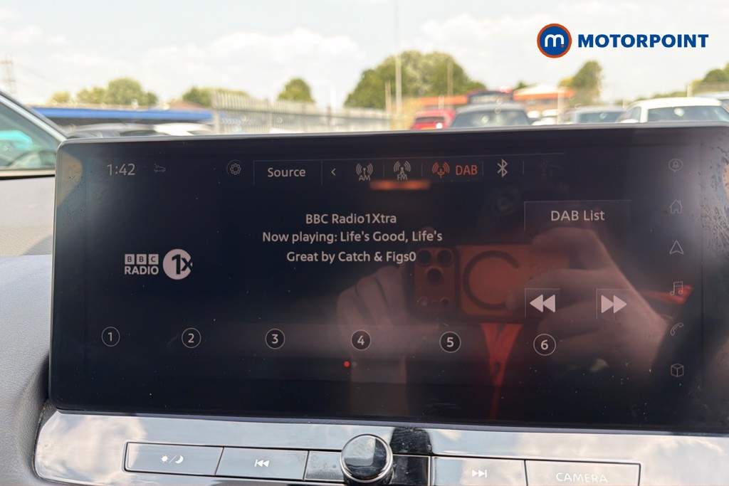 Nissan Qashqai N-Connecta Manual Petrol SUV - Stock Number (1661367) - 9th supplementary image