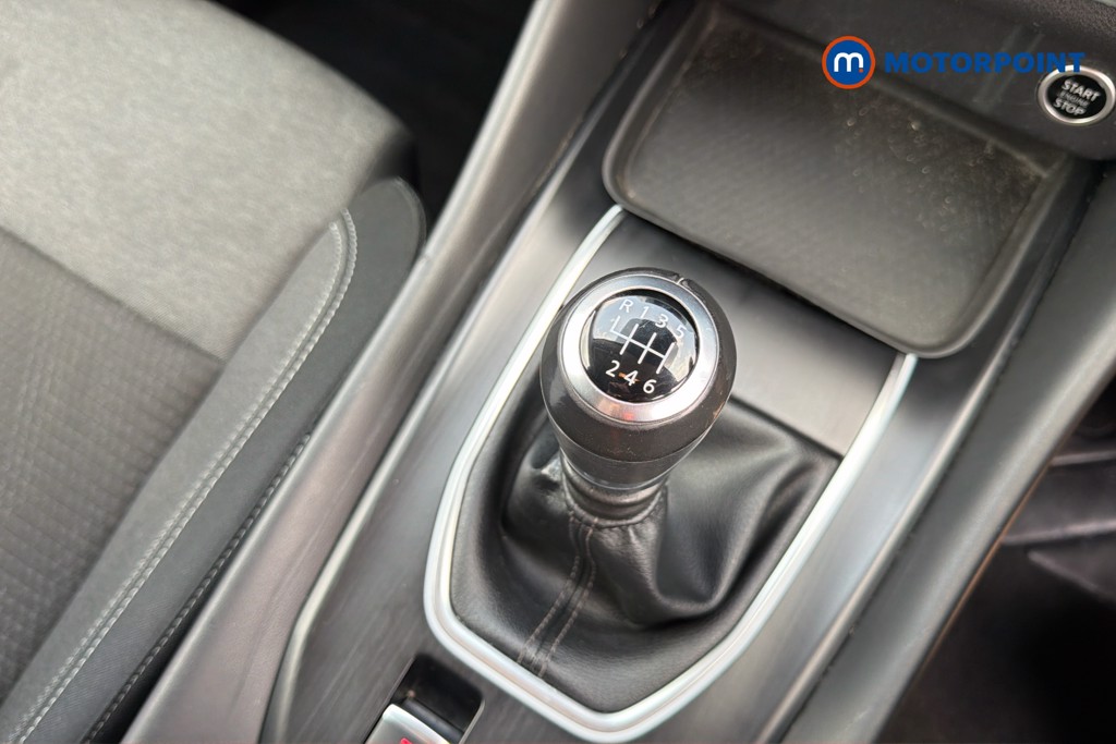 Nissan Qashqai N-Connecta Manual Petrol SUV - Stock Number (1661367) - 15th supplementary image