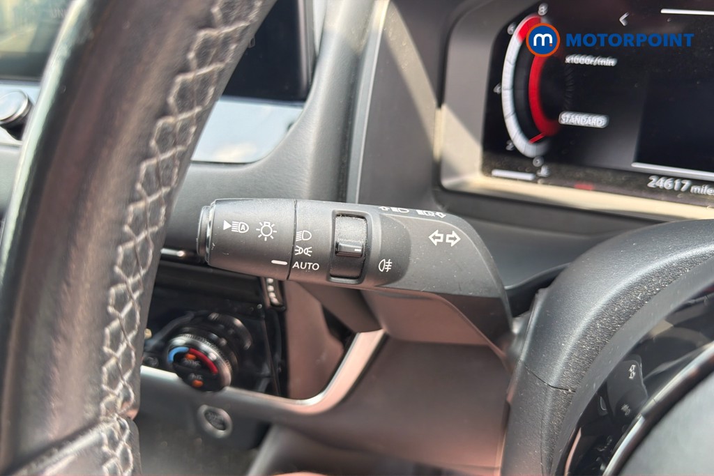 Nissan Qashqai N-Connecta Manual Petrol SUV - Stock Number (1661367) - 18th supplementary image