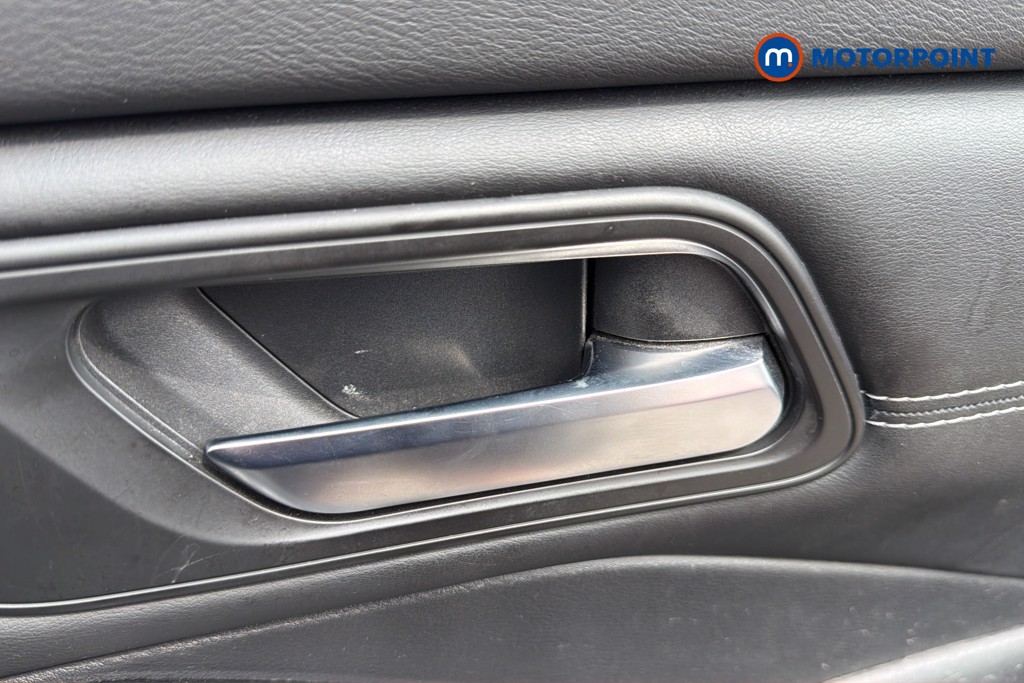 Nissan Qashqai N-Connecta Manual Petrol SUV - Stock Number (1661367) - 42nd supplementary image