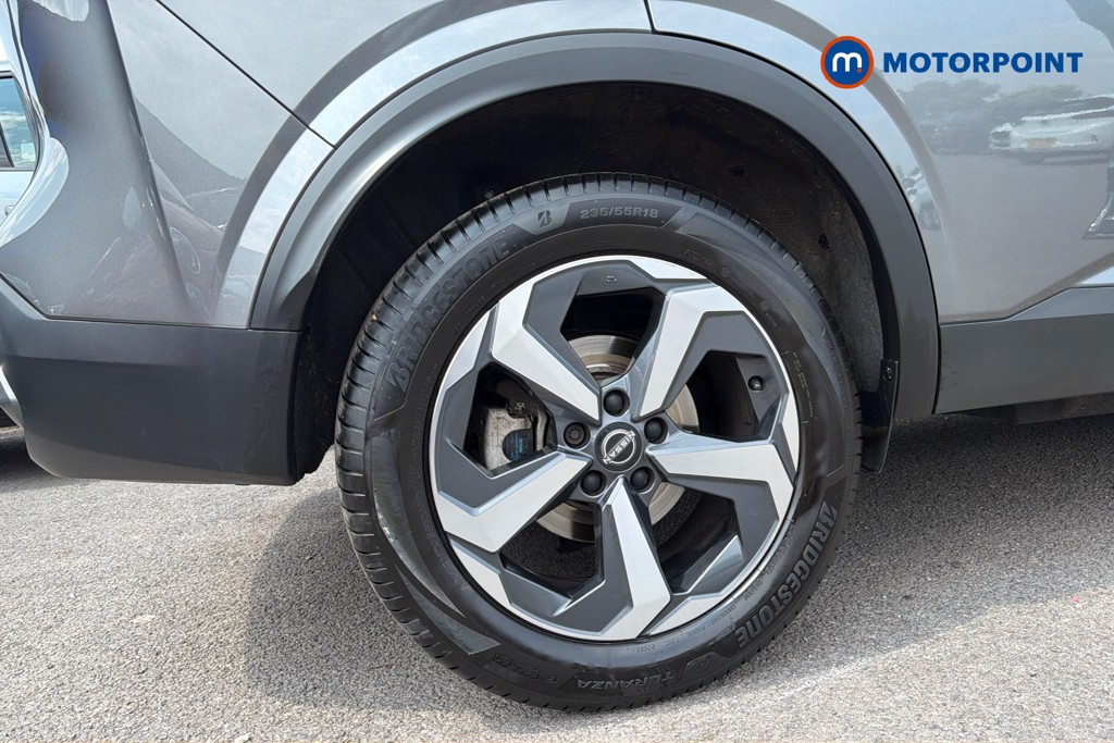 Nissan Qashqai N-Connecta Manual Petrol SUV - Stock Number (1661367) - 49th supplementary image