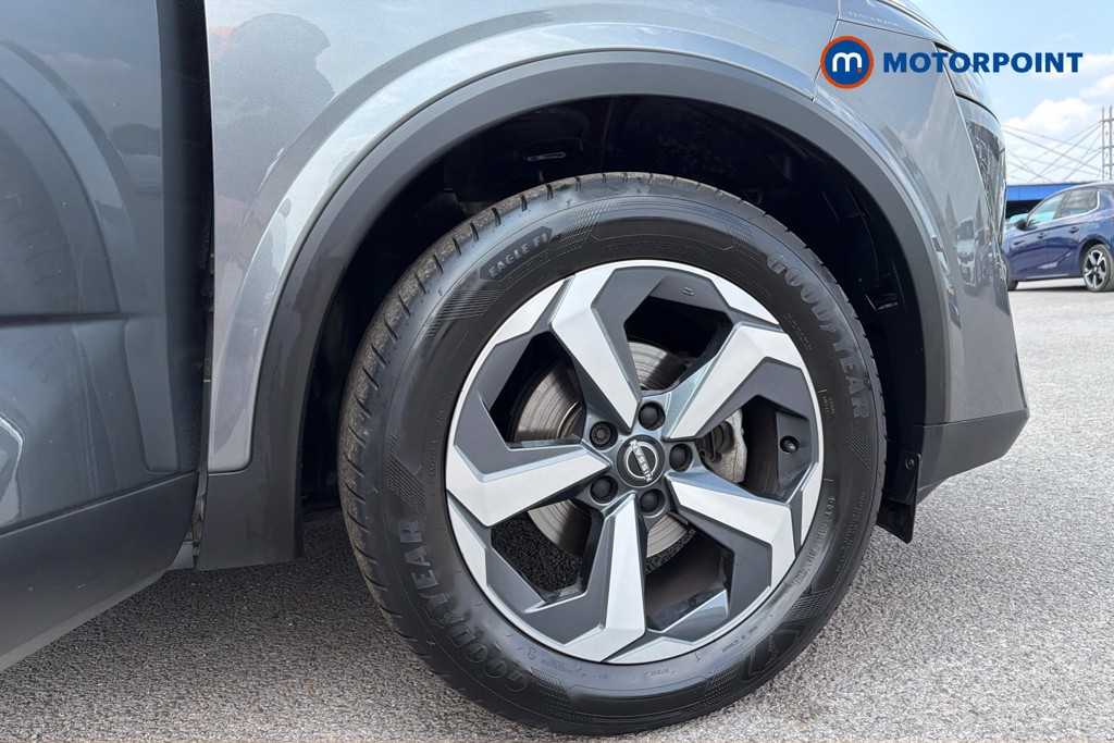 Nissan Qashqai N-Connecta Manual Petrol SUV - Stock Number (1661367) - 50th supplementary image