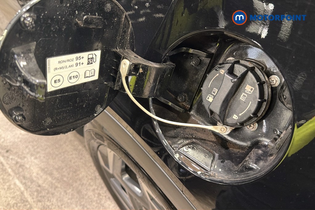 Hyundai Bayon Premium Manual Petrol SUV - Stock Number (1661481) - 41st supplementary image
