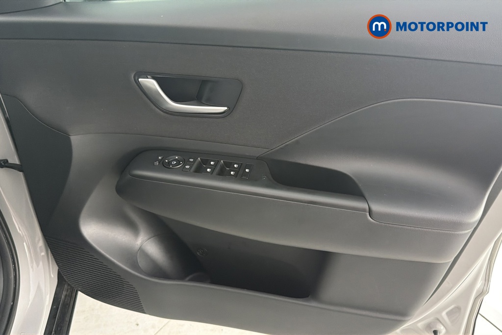 Hyundai Kona Advance Automatic Petrol-Electric Hybrid SUV - Stock Number (1661549) - 18th supplementary image