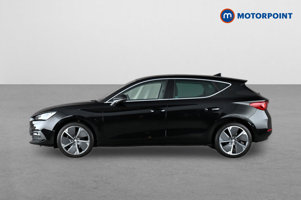 Seat Leon Xcellence Lux Automatic Petrol Hatchback - Stock Number (1661685) - Passenger side