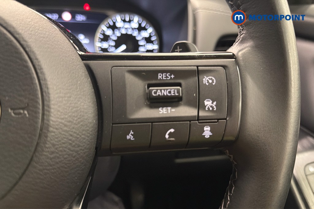 Nissan Qashqai Acenta Premium Automatic Petrol SUV - Stock Number (1661871) - 4th supplementary image