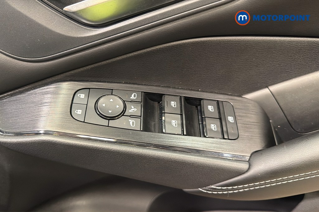 Nissan Qashqai Acenta Premium Automatic Petrol SUV - Stock Number (1661871) - 20th supplementary image