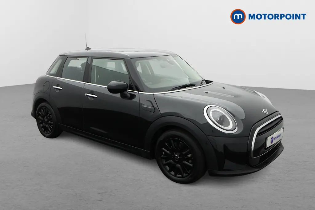 MINI HATCHBACK