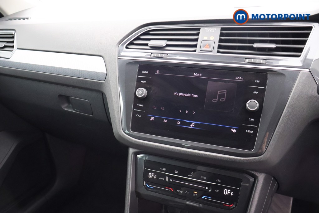 Volkswagen Tiguan Life Automatic Petrol SUV - Stock Number (1662454) - 9th supplementary image