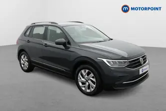 Volkswagen Tiguan Life Automatic Petrol SUV - Stock Number (1662454) - Drivers side front corner