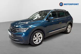 Volkswagen Tiguan Life Automatic Petrol SUV - Stock Number (1662623) - Passenger side front corner